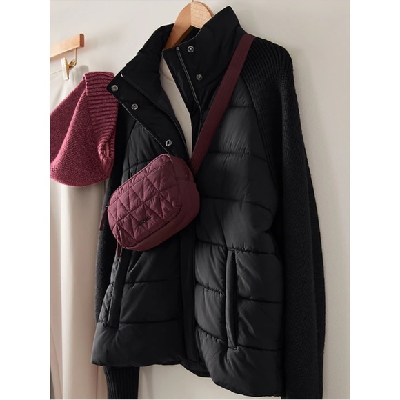 NWT Athleta All About Quilted Belt Bag - Picture 7 of 7